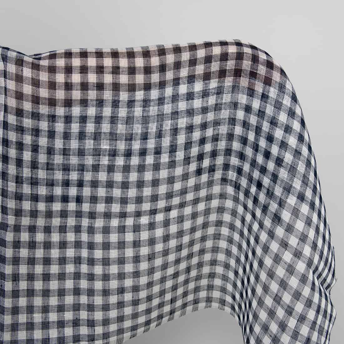 Leinenstoff in Schachbrett-Karo transparent