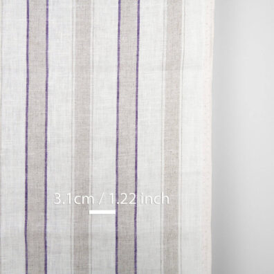 Milchweißer Leinenstoff violett-naturgrau gestreift, 50cm breit