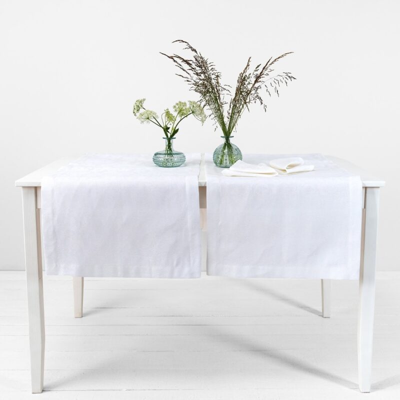 FLORA Tischläufer schneeweiß