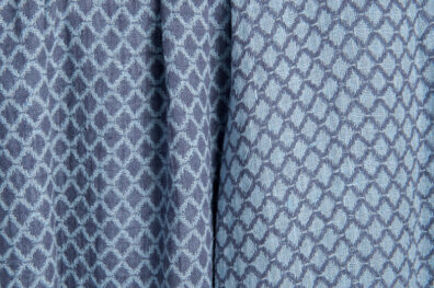 Blauer Leinenstoff mit Diamantmuster gewaschen beidseitig.