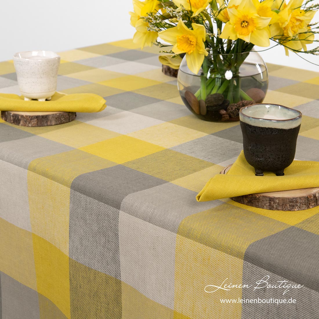 Leinen-Baumwolltischdecke mit gelben, grauen und hellgrauen Karos