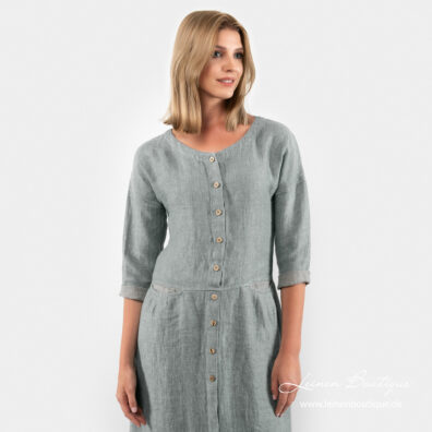 Langes graugrünes Leinenkleid mit 3/4 Ärmeln