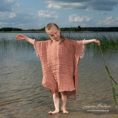 Brauner Leinen-Strandponcho mit großer Tasche vorne