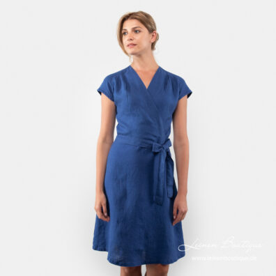 Blaues Leinenkleid
