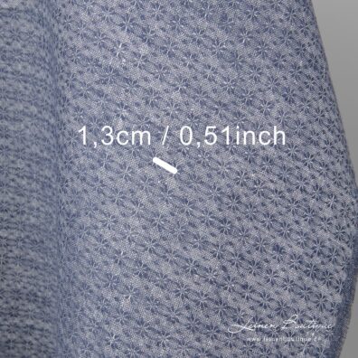 Leinenstoff blau mit eingewebten Schneeflocken