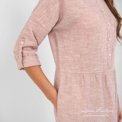 Hellbraunes Halbleinenkleid mit 3/4 Ärmeln