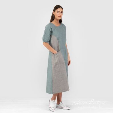 Leinenkleid grün, mit grauem Detail rechts