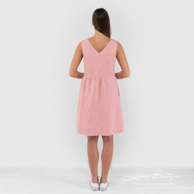 Hellrotes Leinenkleid, Rückseite
