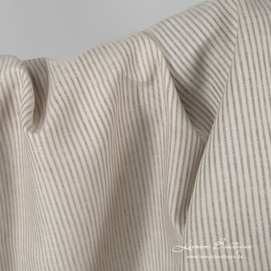 Leinenstoff beige-braun, mit dichten und transparenten Streifen