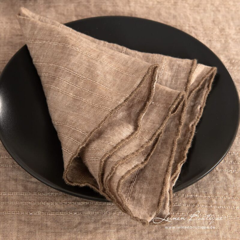 MACADAMIA Serviette braun