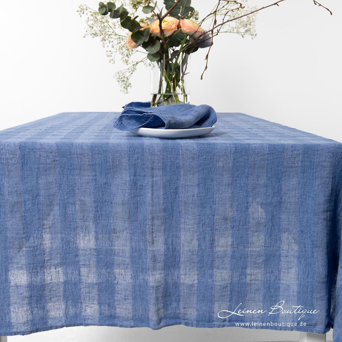 Leinen Tischdecke blau mit dicht und offen gewebten Karos