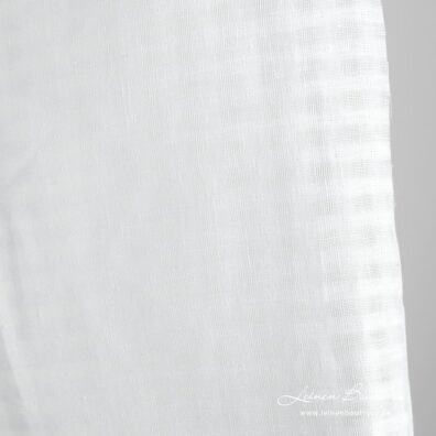 Leinenstoff weiß mit Ajour-Karos zum Nähen von Tischdecken, Gardinen, Schals, Tüchern