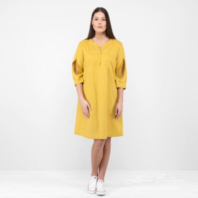 Knielanges senfgelbes Leinenkleid in lockerer Silhouette