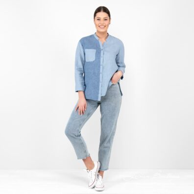 Leinenhemd himmelblau für Damen mit asymmetrischem Saum