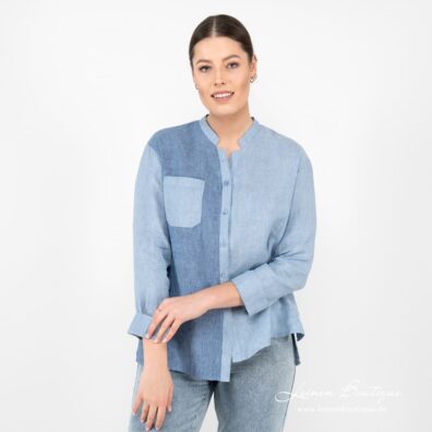 Damen-Leinenhemd aus blau-bläulichgrün und dunkelblau-himmelblau meliertem Stoff