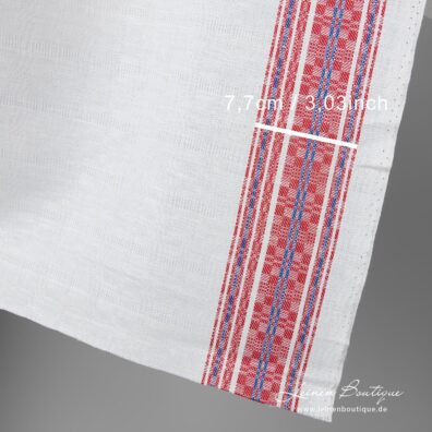 Schneeweißer Leinen-Baumwollstoff mit rot-blauen Streifen