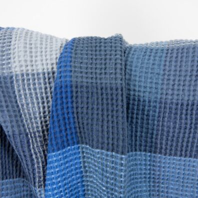 Halbleinen-Waffelpikee blau kariert gewaschen, zum Nähen von Sauna-, Hand-, Badetüchern und Bademänteln geeignet
