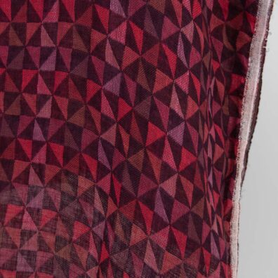 Zweischichtiger Leinenstoff Jacquard dunkelrot mit geometrischem Muster gewaschen