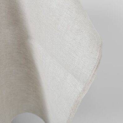 Leinenstoff weiß-naturgrau meliert, in Fischgratbindung gewebt