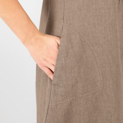 Leinenkleid braun mit Eingrifftaschen