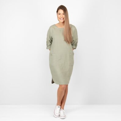 Leinenkleid altgrün knielang in lässigem sportlichem Stil