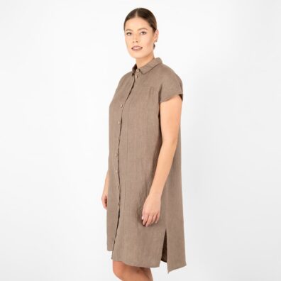 Leinenkleid braun mit seitlichen Schlitzen