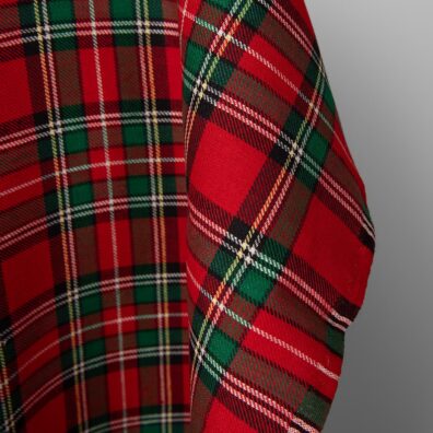 Halbleinen rot-grün kariert, zum Nähen von Kleidung und Heimtextilien geeignet