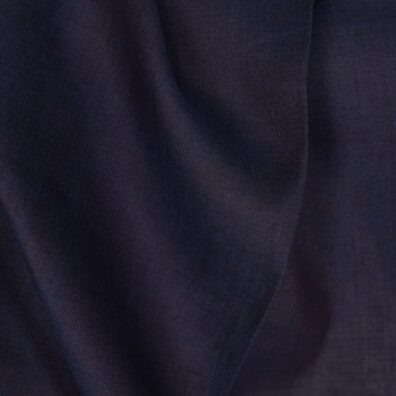 Leichter Leinenstoff braun-blau meliert ist zum Nähen von Kleidung und Heimtextilien geeignet