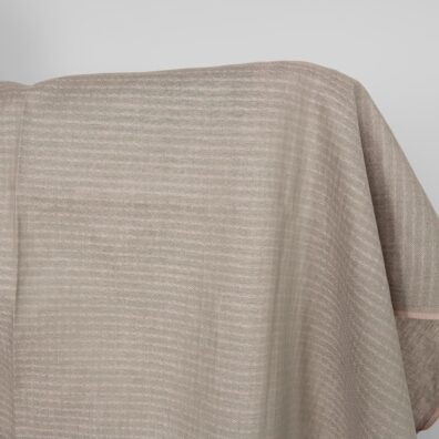 Leinenstoff mit lilagrünem Diamantmuster