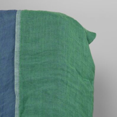 Leinenstoff grün-blau doppelseitig gewaschen zum Nähen von Kleidung und Heimtextilien passend