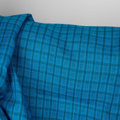 Leinenstoff mit blauen, türkis durchsichtigen Karos 150cm breit, Meterware