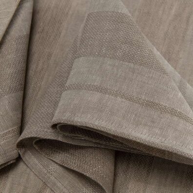 Leinen Serviette beige mit Streifen in Leinwandbindung und feinem Muster