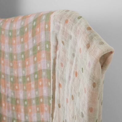 Leinenstoff grünlich-bräunlich kariert doppelseitig gewaschen