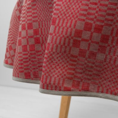 WILLOW runde (ovale) Halbleinen-Tischdecke rot-grau kariert mit grau melierter Paspel rundum