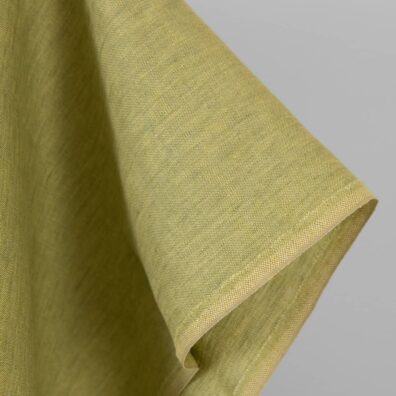 Leinenstoff hellgrün meliert ist zum Nähen von Kleidung und Heimtextilien geeignet