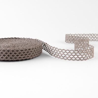 Leinenspitze braungrau Nr. 81