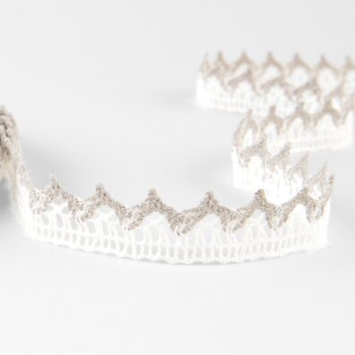 Leinenspitze naturgrau-weiß 2cm breit