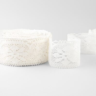 Leinenspitze milchweiß (gelblichweiß) Nr. 83